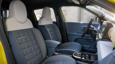 Fiat Grande Panda la Prima - Seats avant